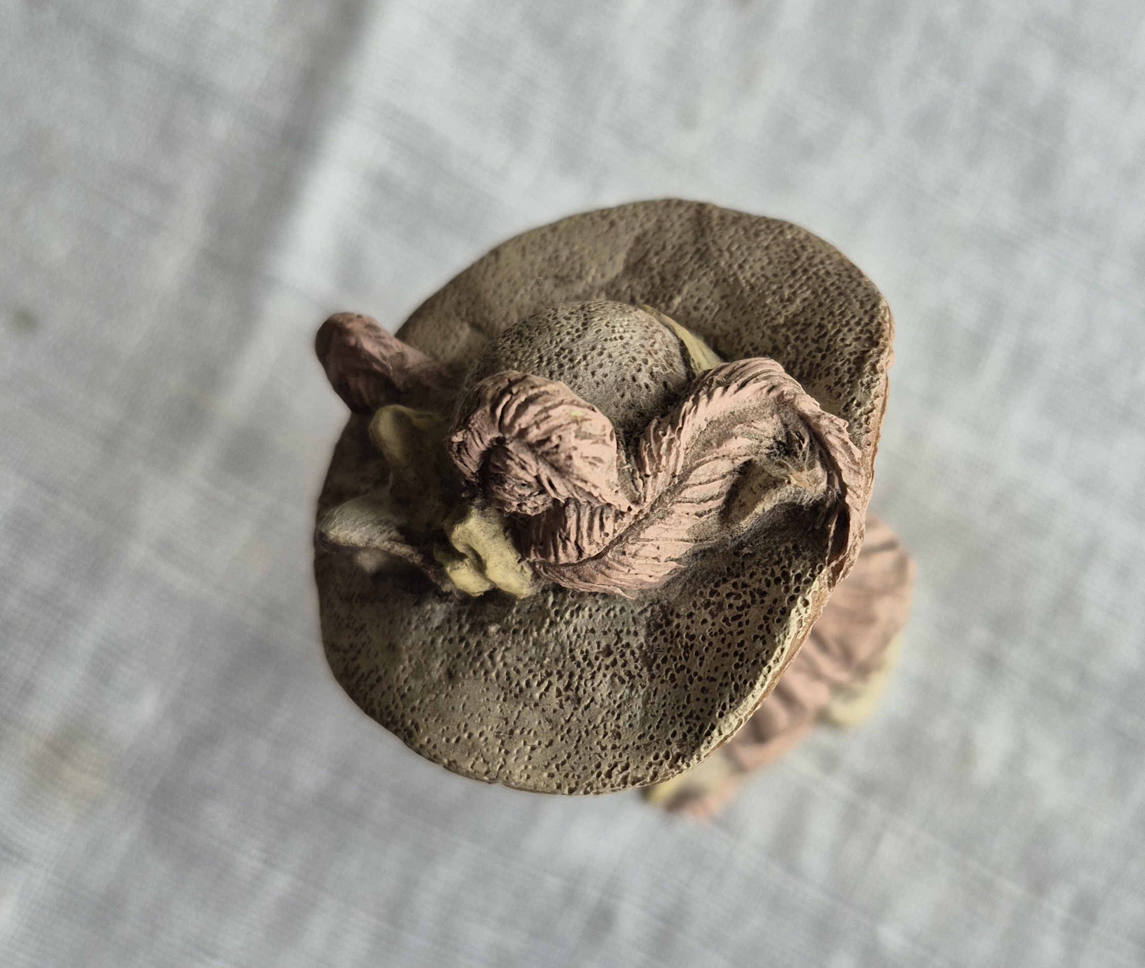 Retro kaķu dāmas figūriņa (17 cm) - Image 6