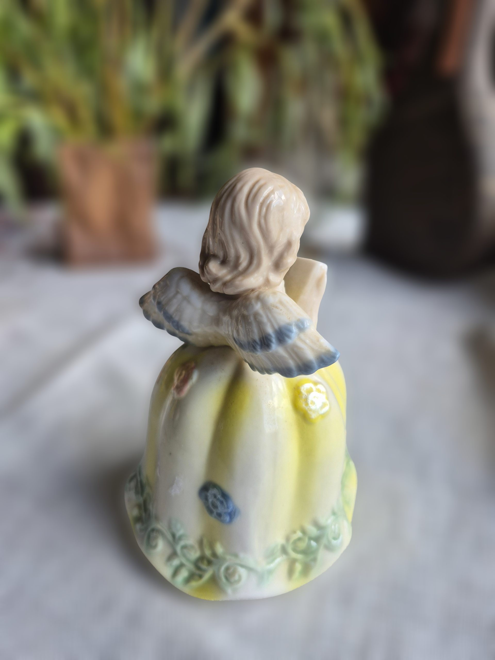 Vintage porcelāna figūriņa–zvaniņš "Eņģelītis ar grāmatu" - Image 6